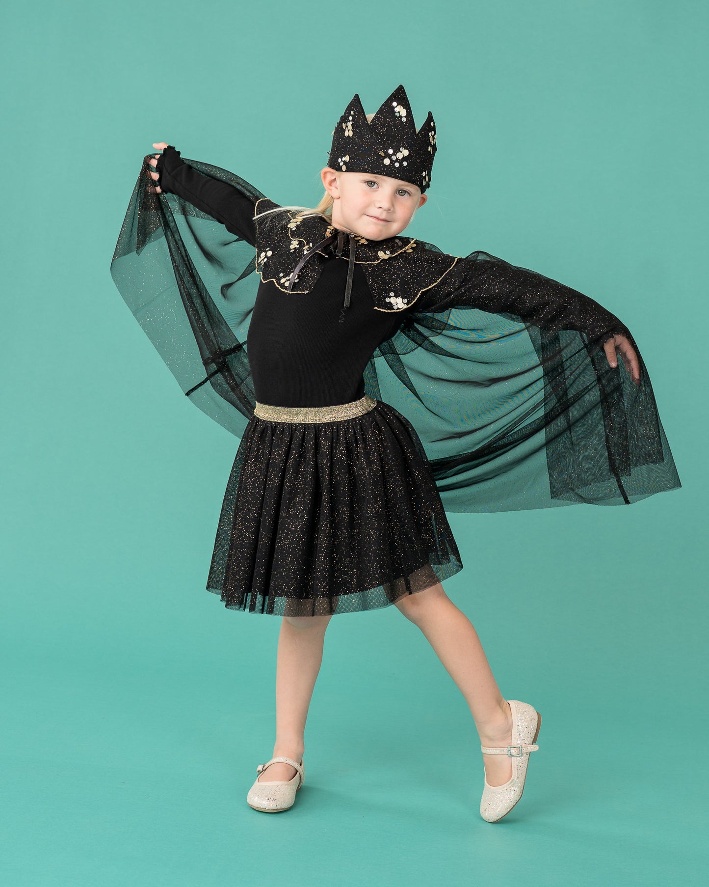 Luna Frill Neck Cape