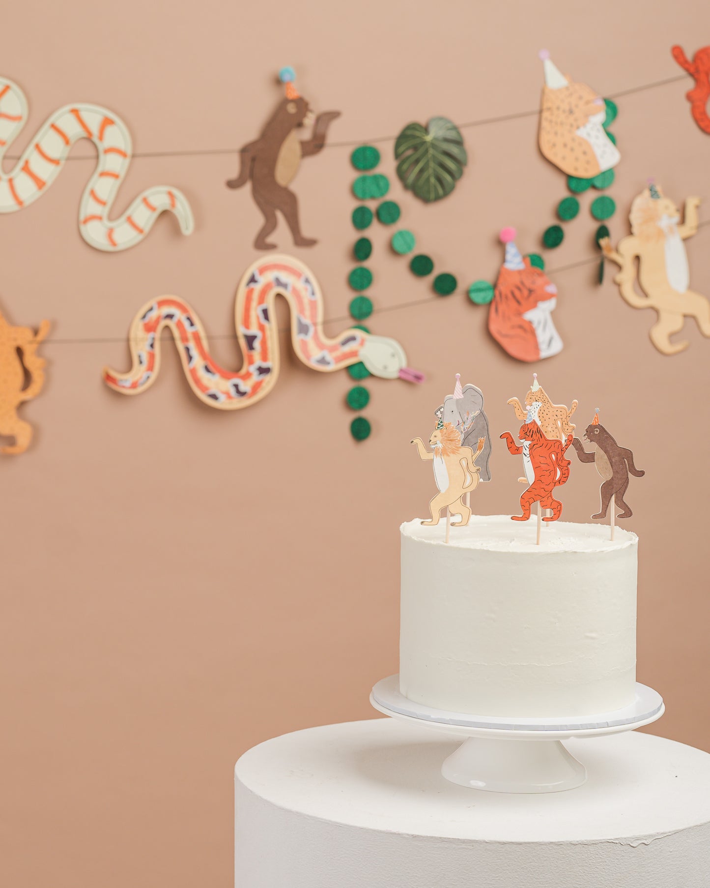 Jungle Garland